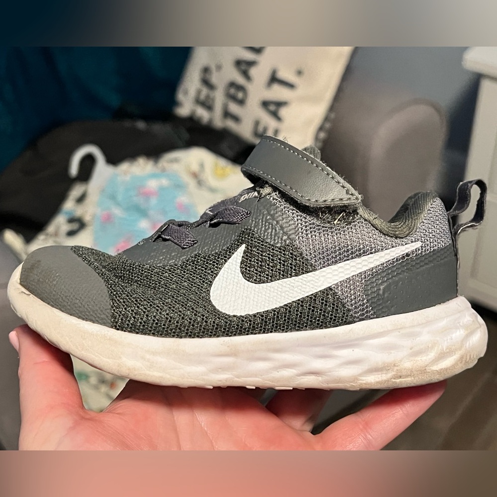 Toddler gray Nike sneakers. Size 8c